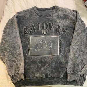 Vintage Raiders Acid Wash Crewneck Sweatshirt